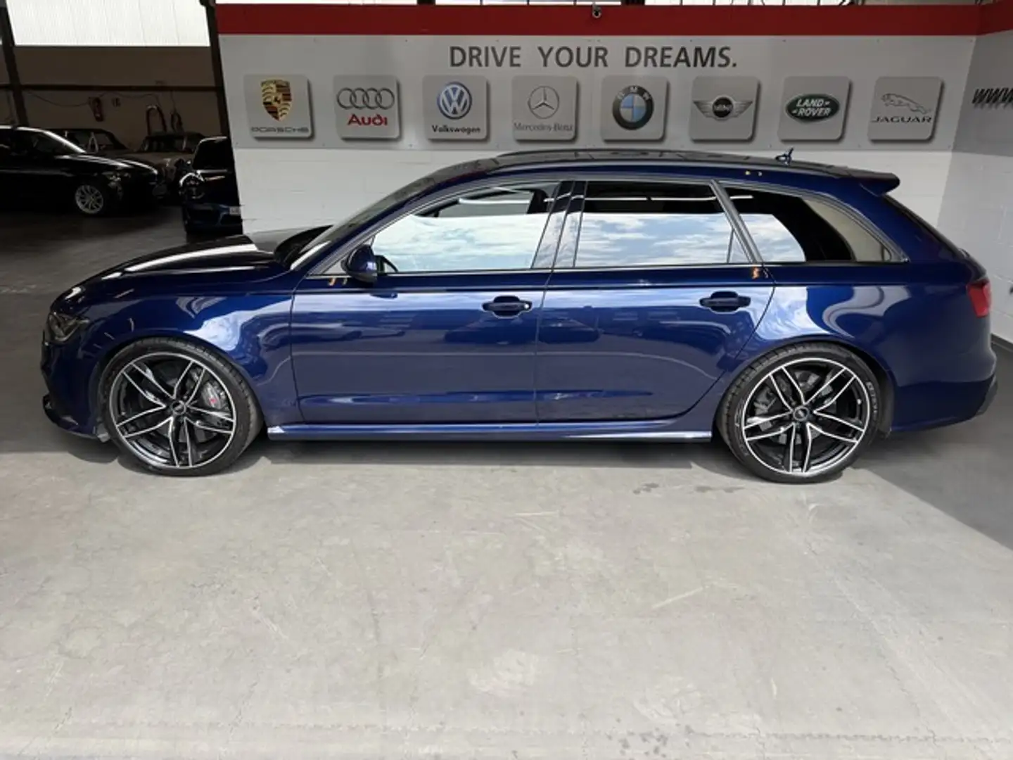 Audi RS6 Avant 4.0 TFSI quattro *ABT*1.Hand*Garantie* 700PS Bleu - 2
