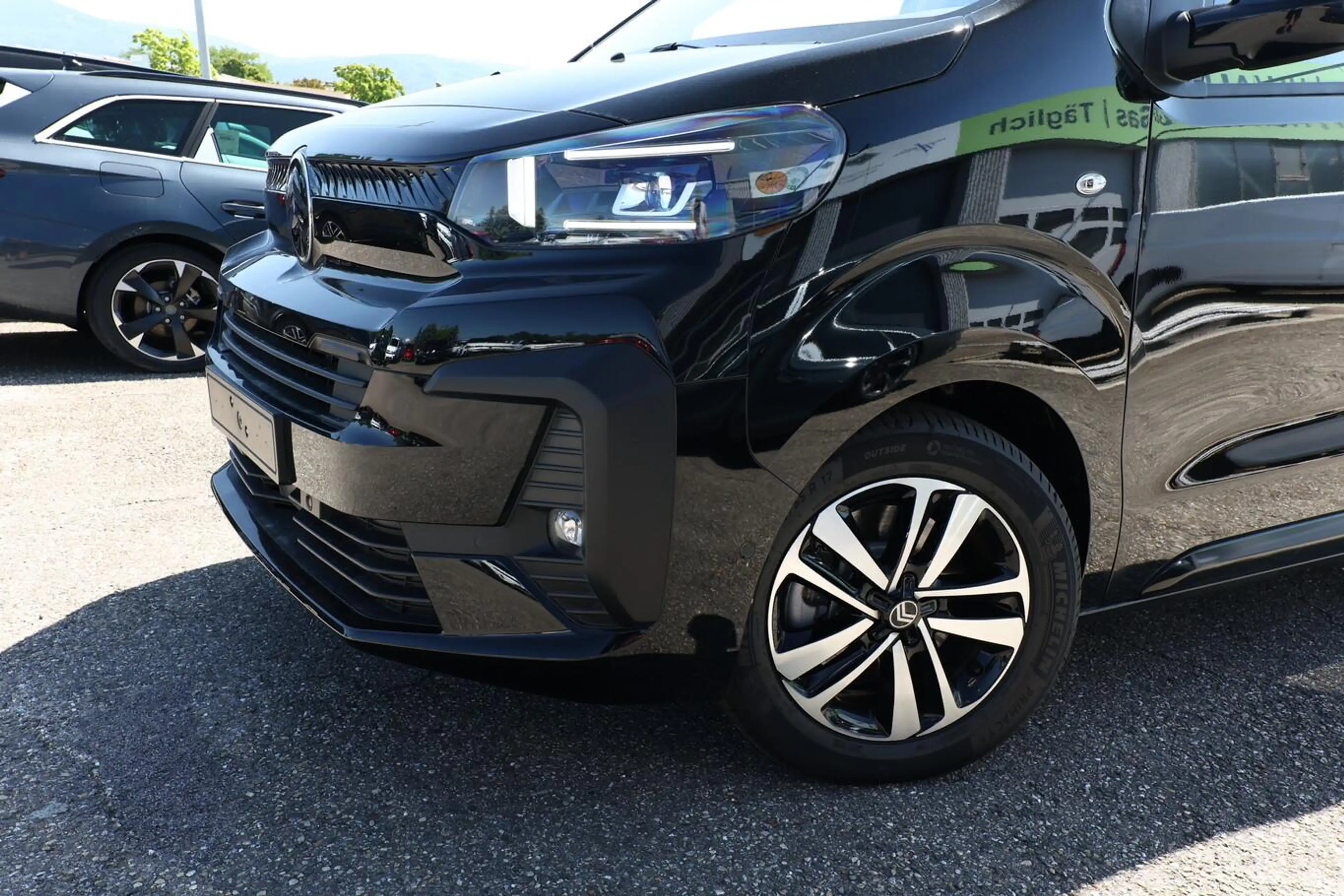 Citroen Spacetourer MAX XL Pano AHK Nav Leder Kam Keyl 132 kW (179 ... — photo 5