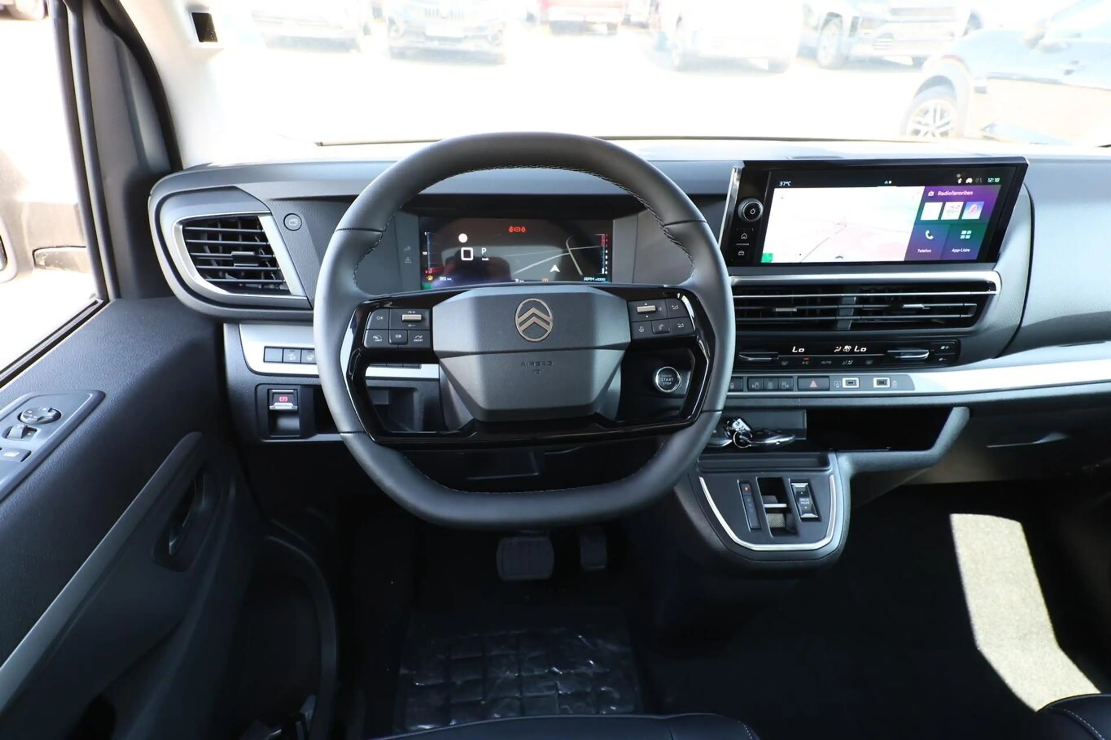 Citroen Spacetourer MAX XL Pano AHK Nav Leder Kam Keyl 132 kW (179 ... — photo 7