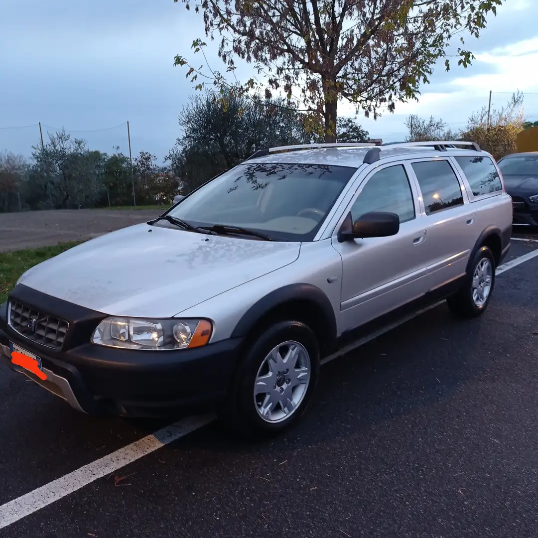 Volvo XC70 Kinetic 185cv d5 Argento - 1