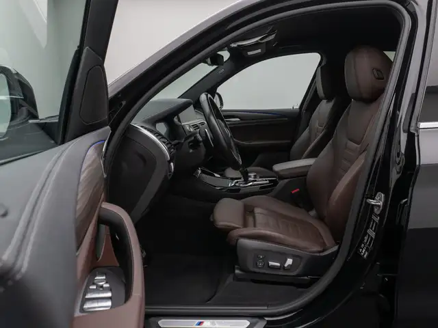 BMW X3 view 18
