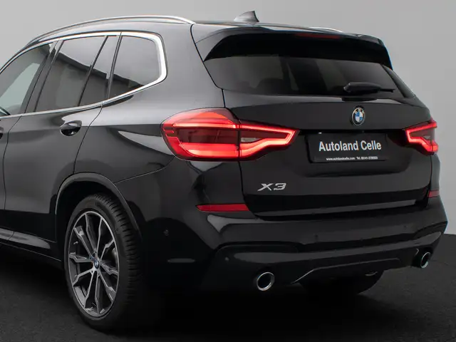 BMW X3 view 13
