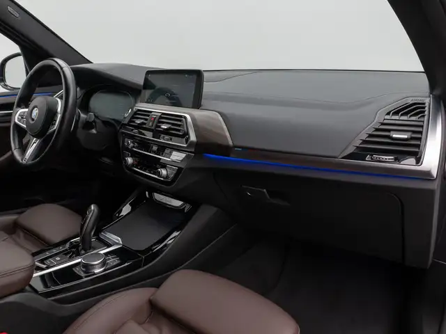 BMW X3 view 22