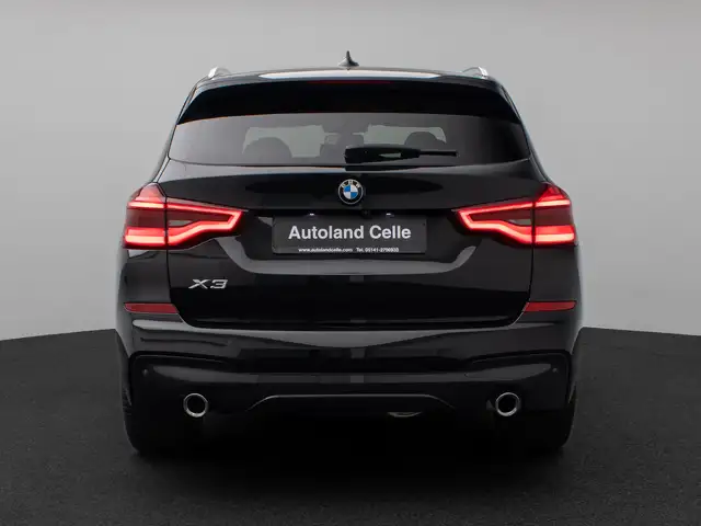 BMW X3 view 8