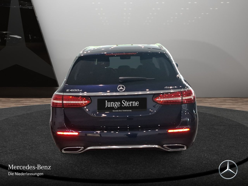 Mercedes-Benz E 400 d T 4M AMG+AHK+LED+STHZG+FAHRASS+KAMERA+HUD — photo 9