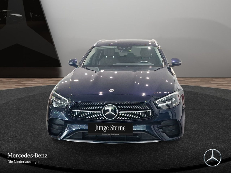 Mercedes-Benz E 400 d T 4M AMG+AHK+LED+STHZG+FAHRASS+KAMERA+HUD — photo 3