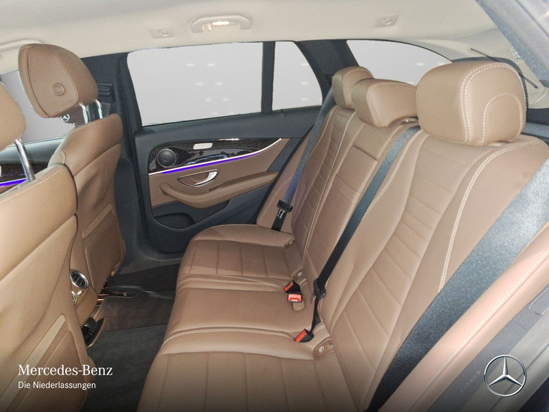 Mercedes-Benz E 400 d T 4M AMG+AHK+LED+STHZG+FAHRASS+KAMERA+HUD — photo 12