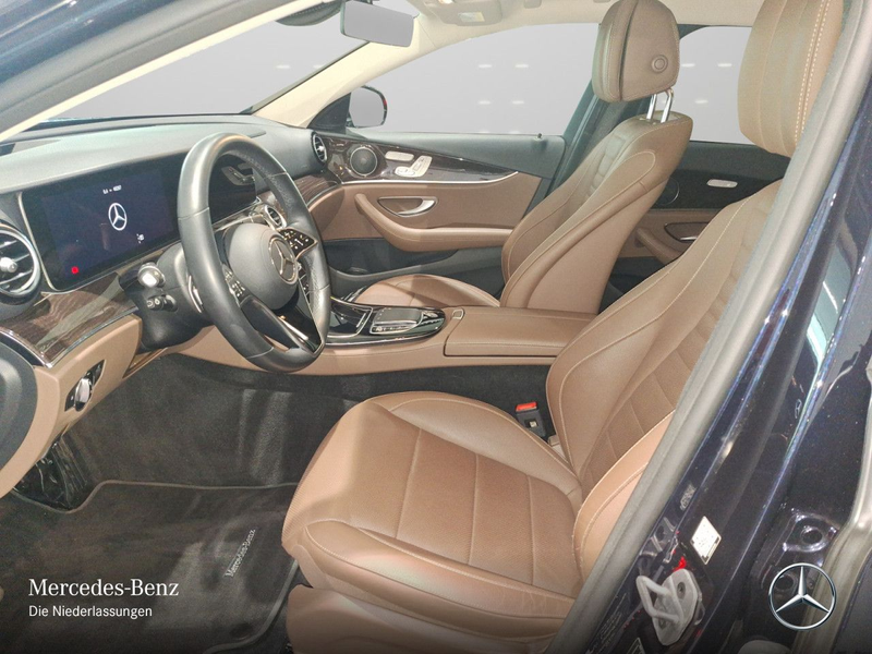 Mercedes-Benz E 400 d T 4M AMG+AHK+LED+STHZG+FAHRASS+KAMERA+HUD — photo 11