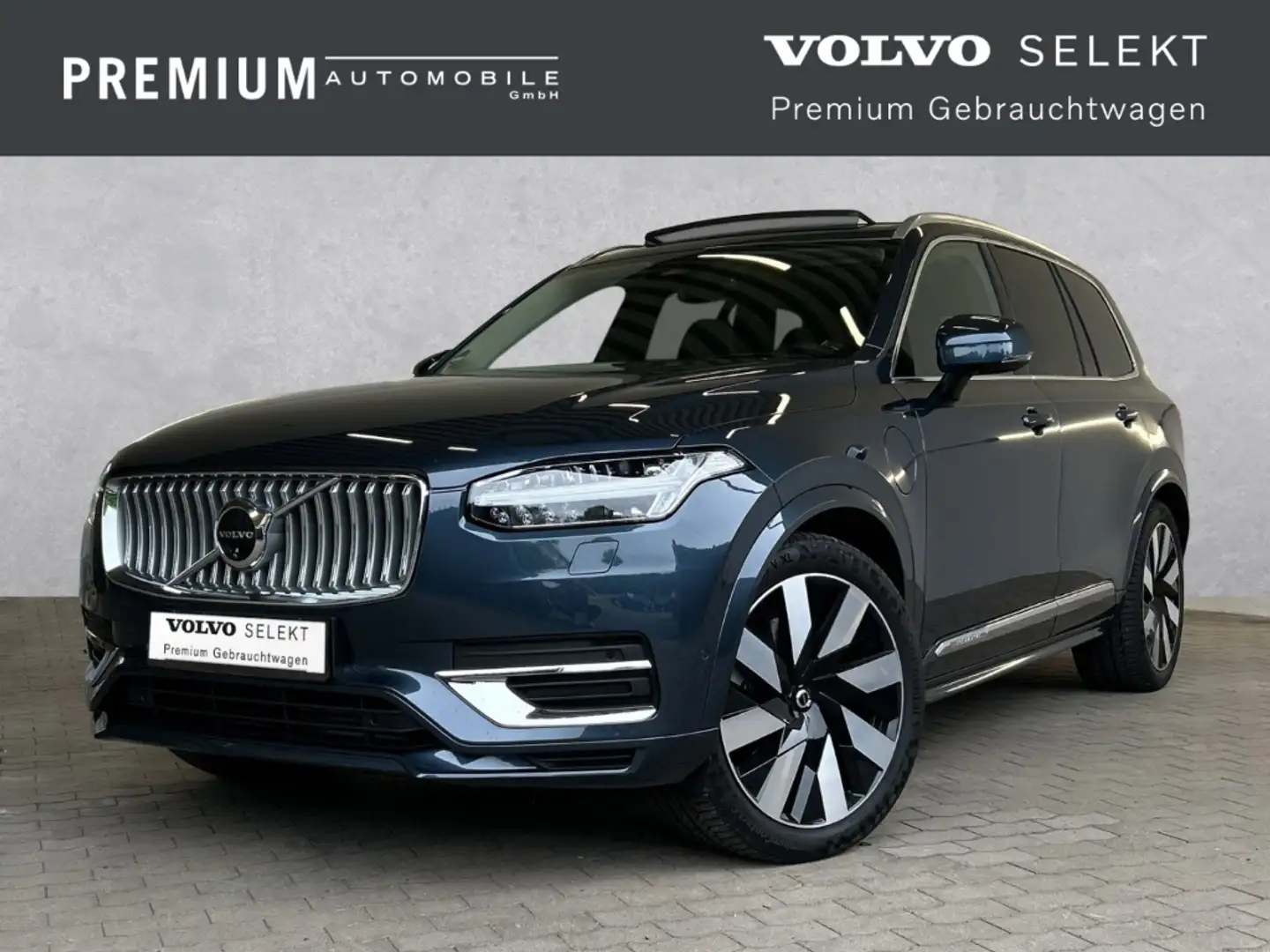 Volvo XC90 Ultimate Bright Recharge Plug-In Hybrid AWD T8 Twi Blau - 1