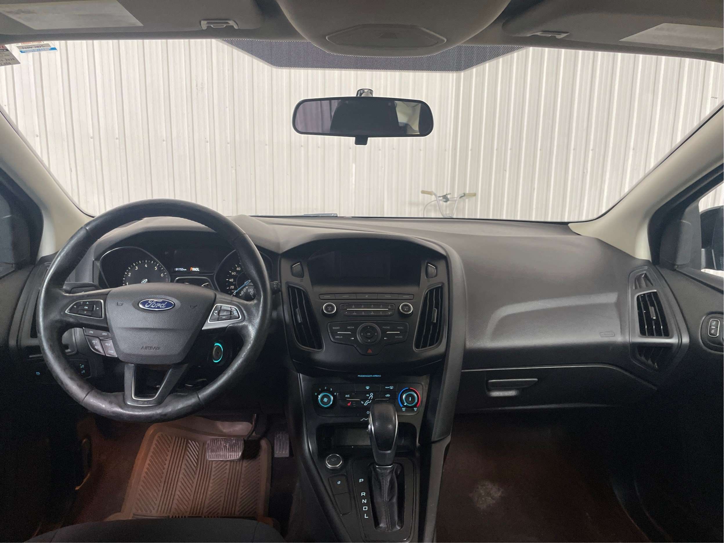2018 Ford Focus SE Hatch — photo 1