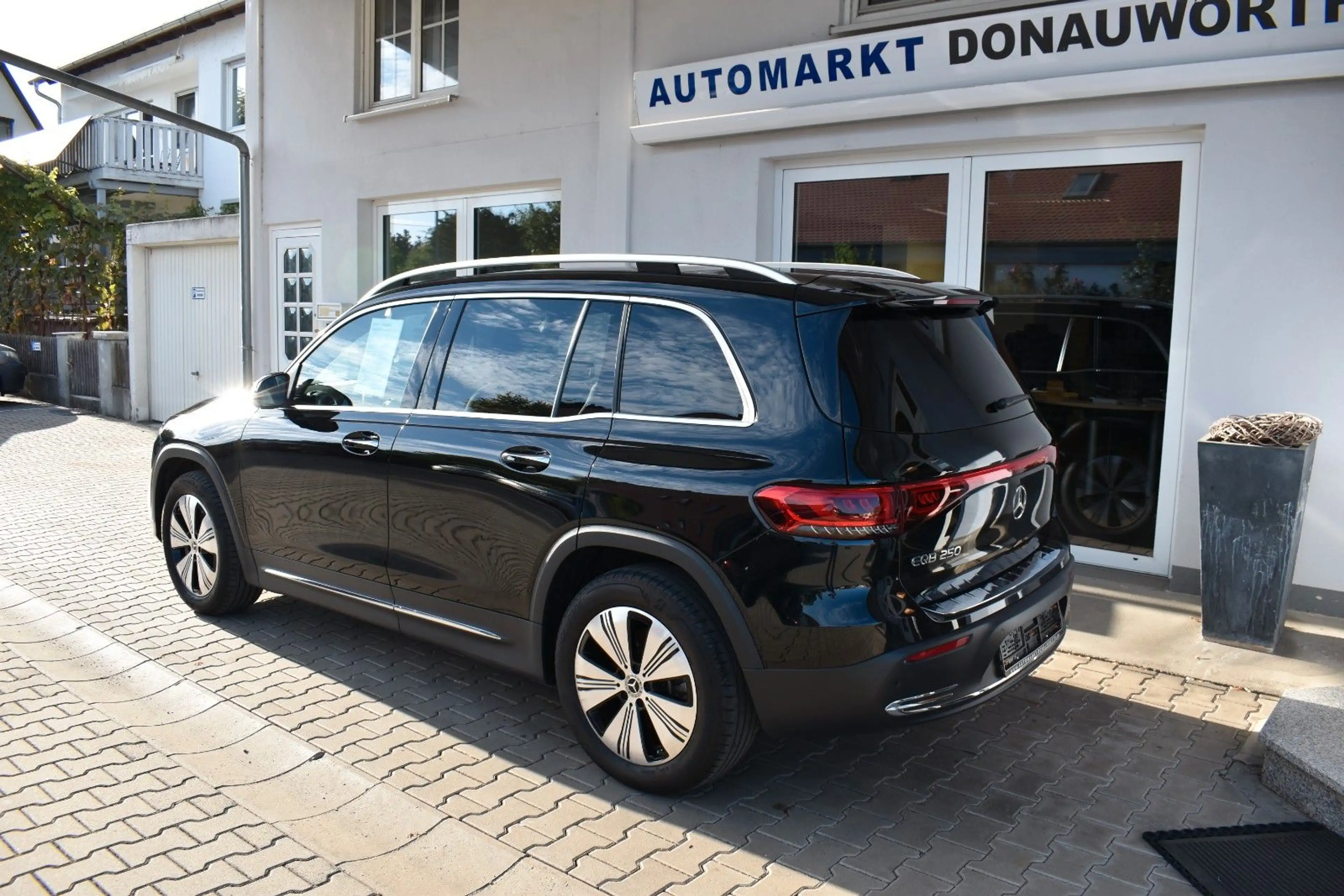 Mercedes-Benz EQB 250 Progressive Navi Keyless Kamera Sitzhzg — photo 5