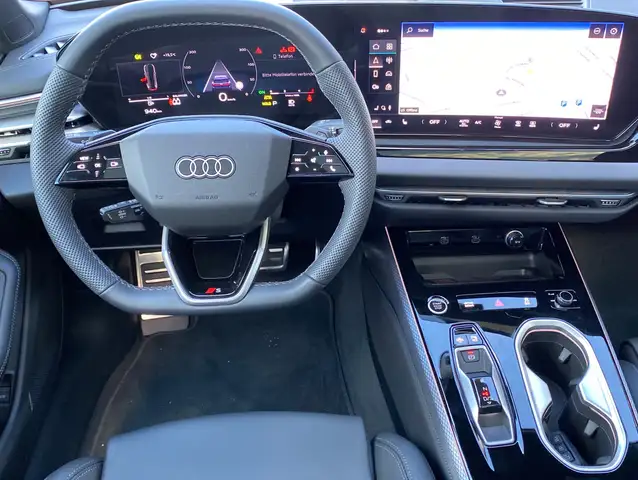 Audi A6 view 10