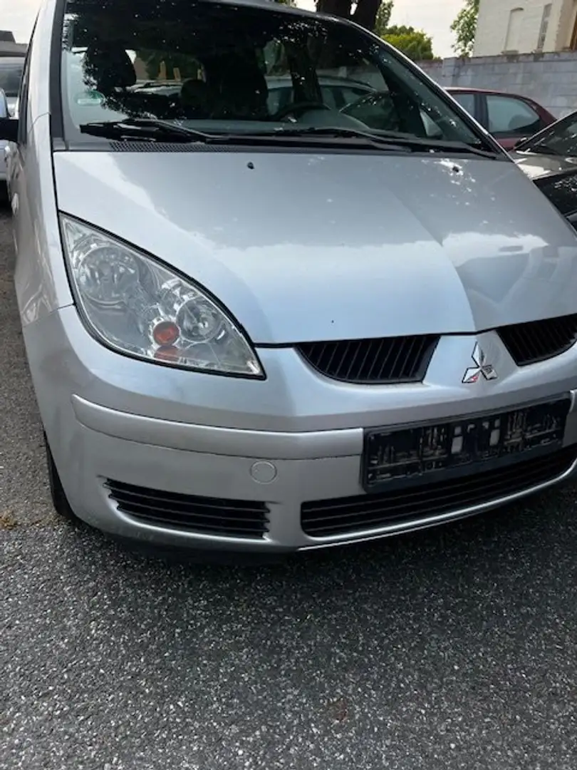 Mitsubishi Colt Colt 1.3 Automatik Invite Plateado - 2