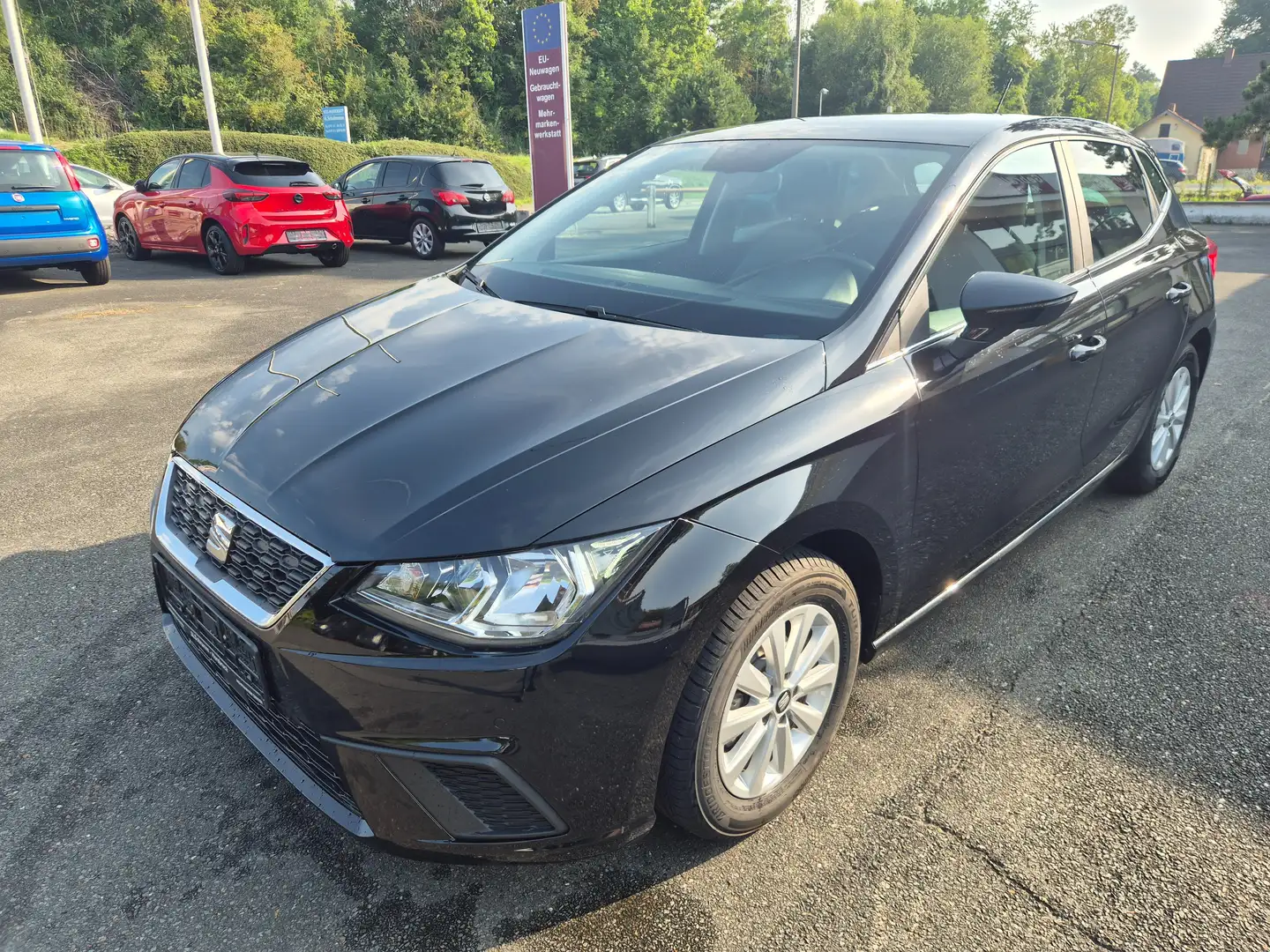 SEAT Ibiza 1.0 TSI Style *Klima/Sitzheiz/Rückfahrkamera* Schwarz - 1