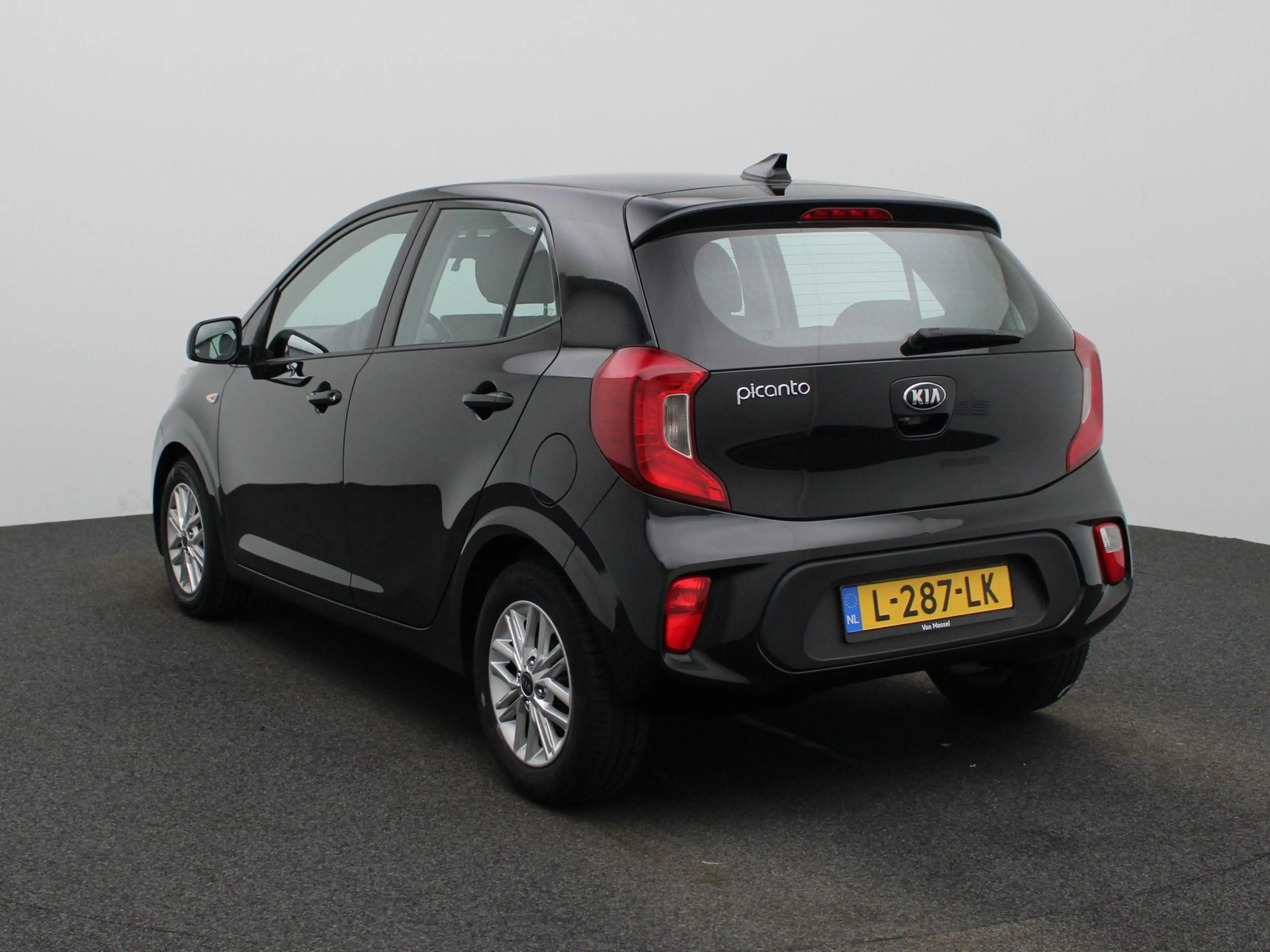 Kia Picanto 1.0 DPi DynamicLine — photo 2