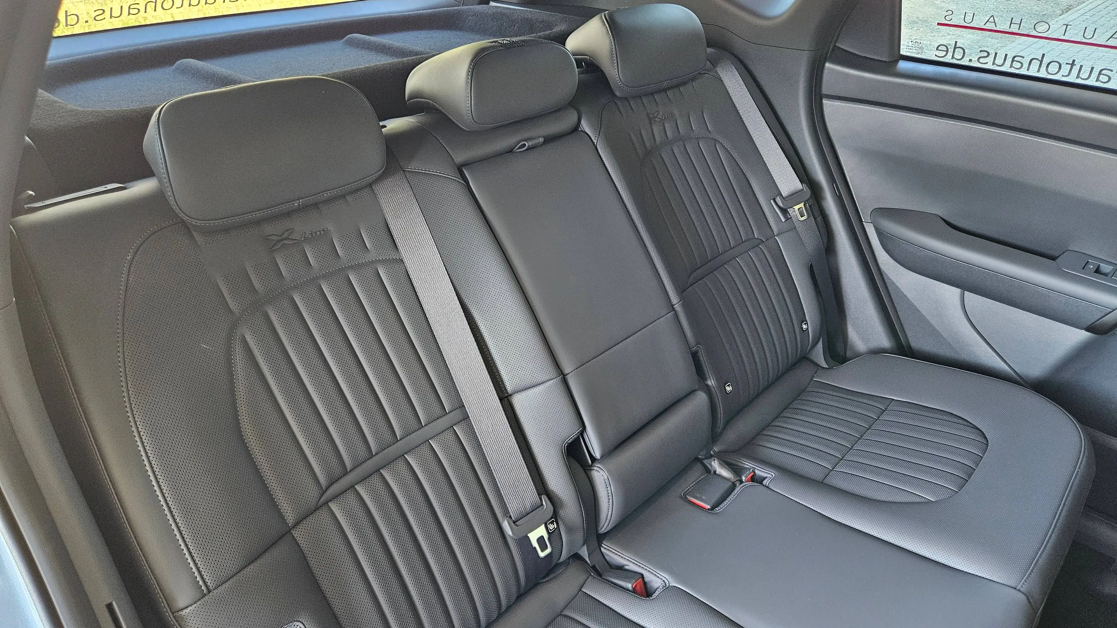 Kia Seltos 1.6T 180 AWD DCT X-LINE STD — photo 11