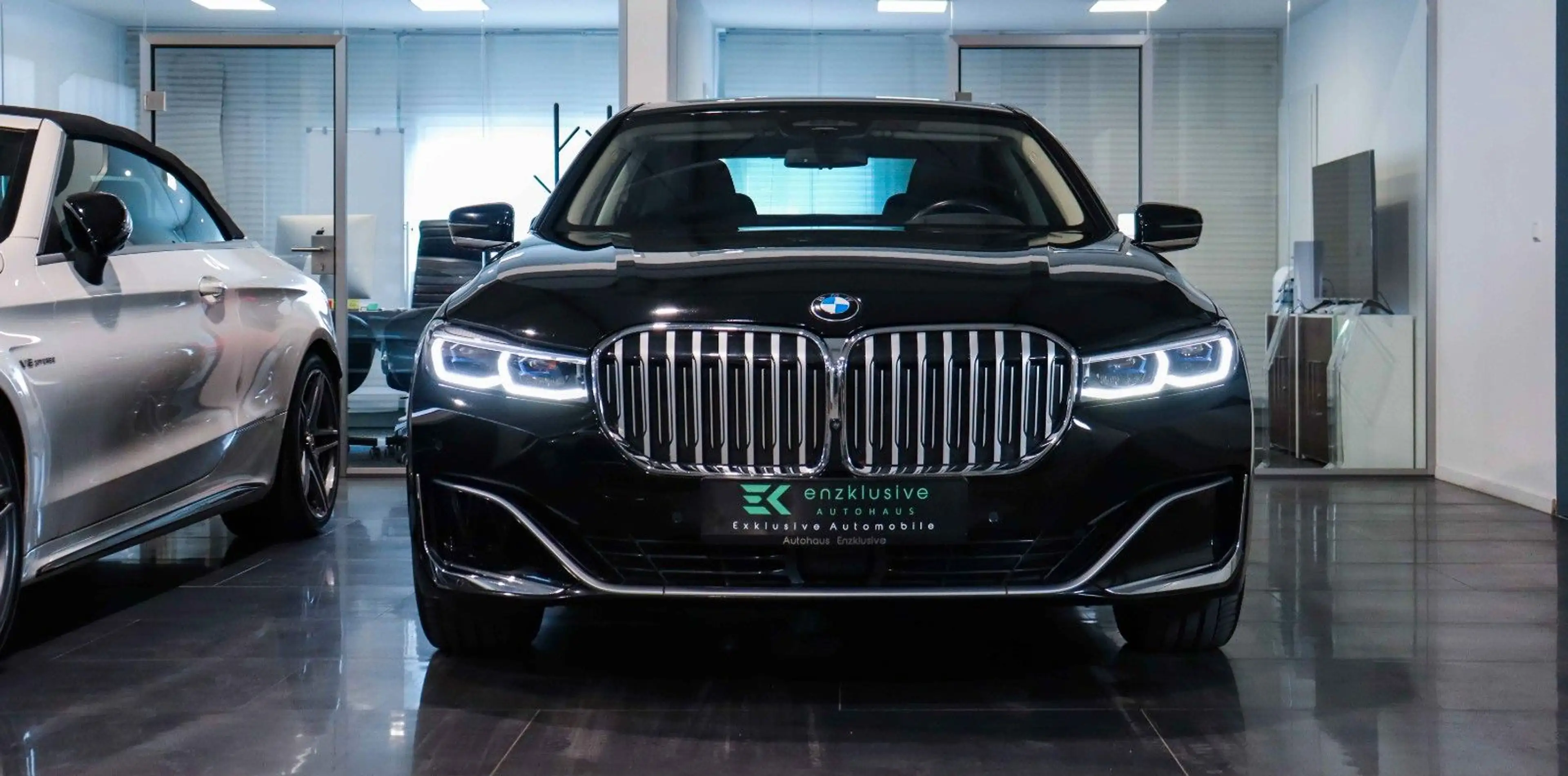 BMW 730 d LASER*HuD*ACC*360°*SFTCLOSE*AHK*NAVI*CARBON — photo 2