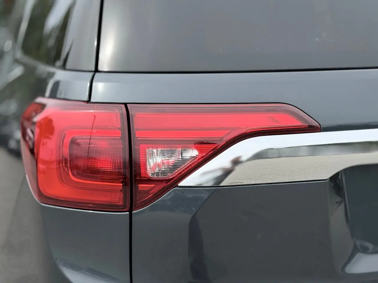 GMC Acadia снимка GMC Acadia