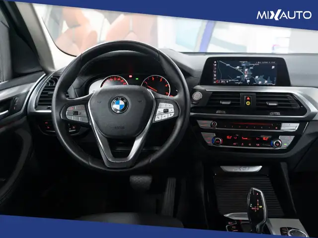 BMW X3 view 11