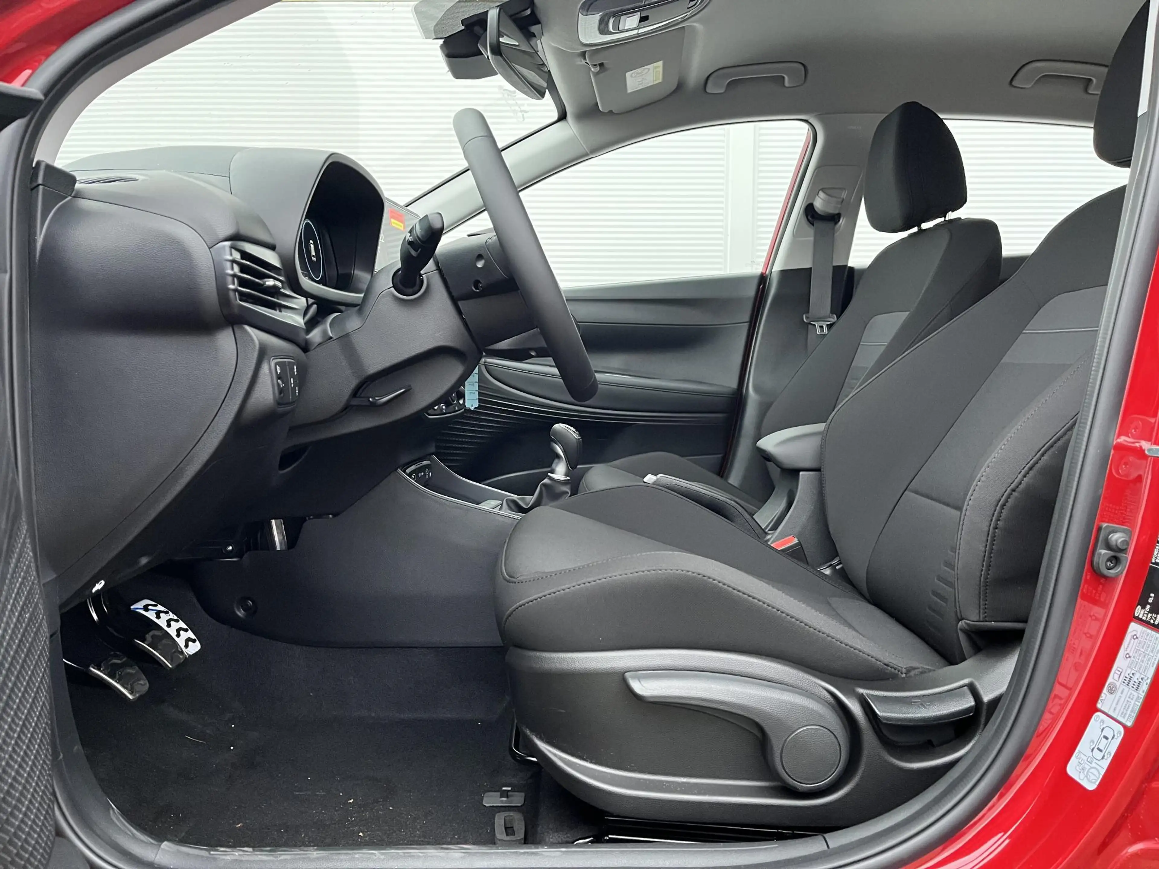 Hyundai BAYON 1.0 T-GDI Comfort / Navigatie / Achteruitrijcamera — photo 19