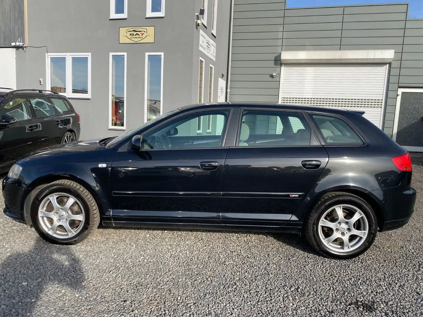 Audi A3 Sportback 2.0TDI *1.HD*Klima*SLine*Xenon*170Ps Schwarz - 1