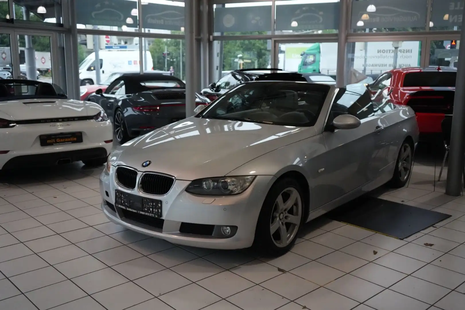 BMW 320 Baureihe 3 Cabrio 320i Silber - 2