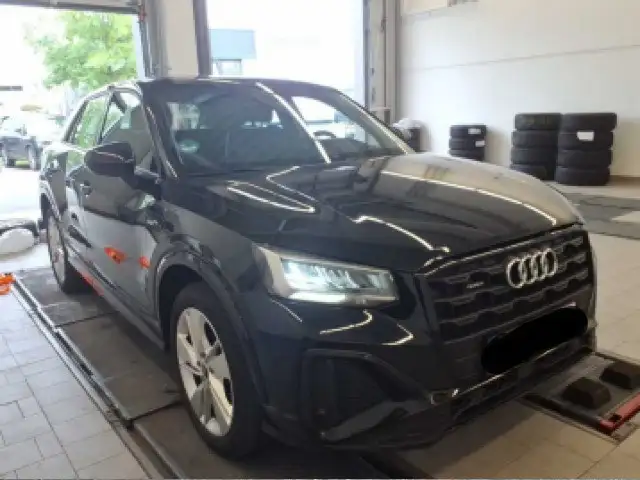Audi Q2 view 2