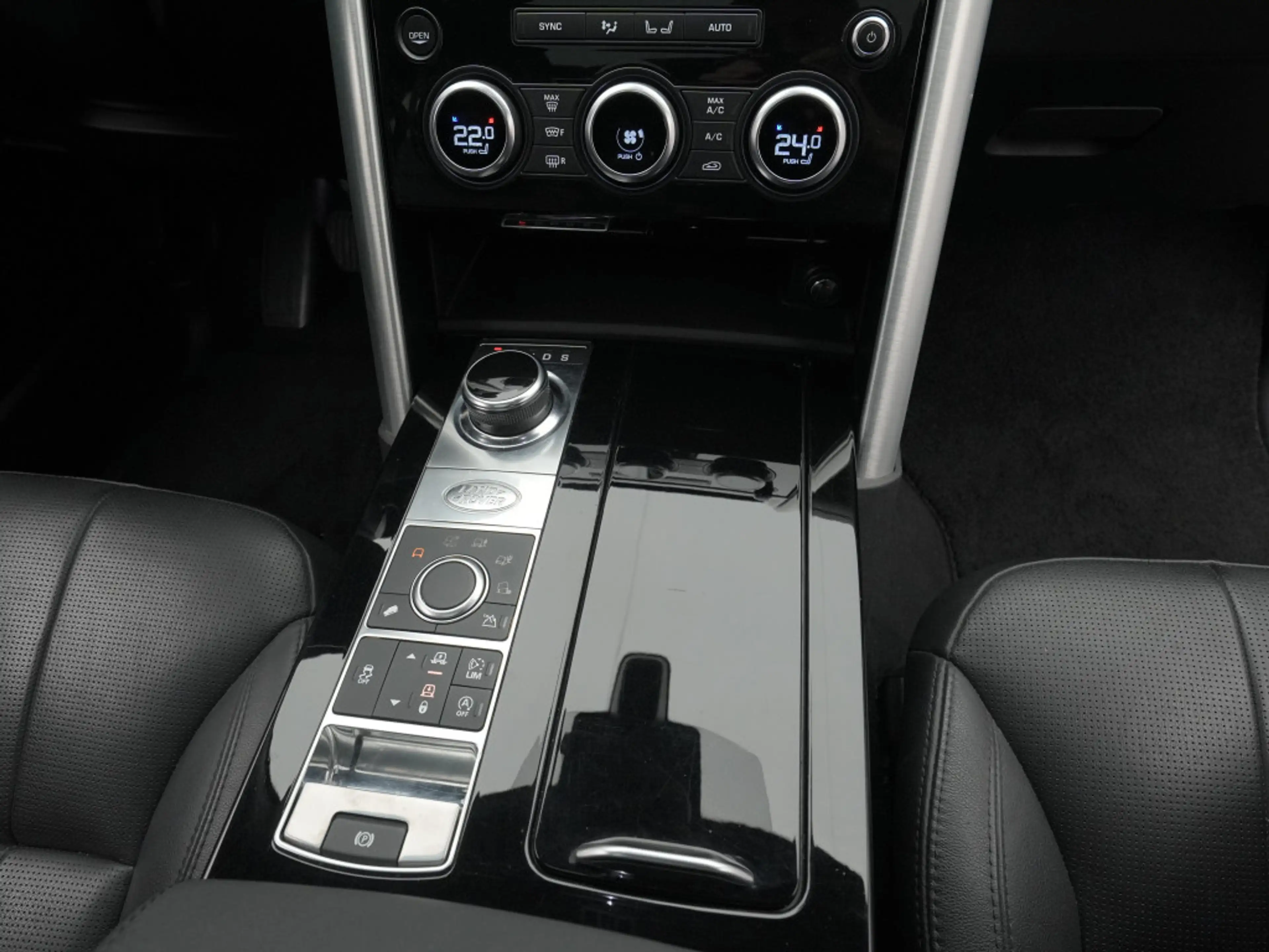Land Rover Discovery 5 HSE/AHK/Pano/7-Sitze — photo 50