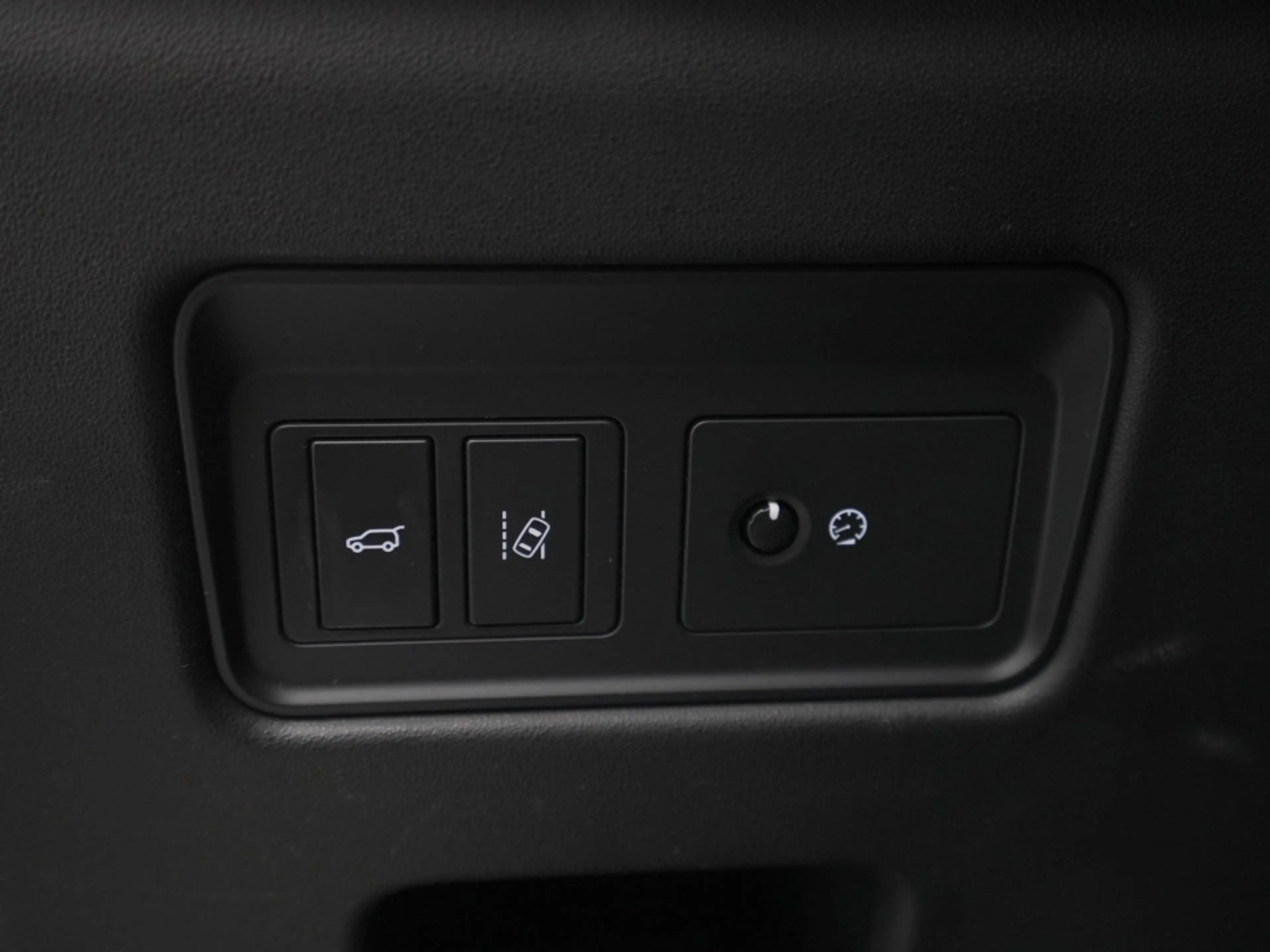 Land Rover Discovery 5 HSE/AHK/Pano/7-Sitze — photo 38