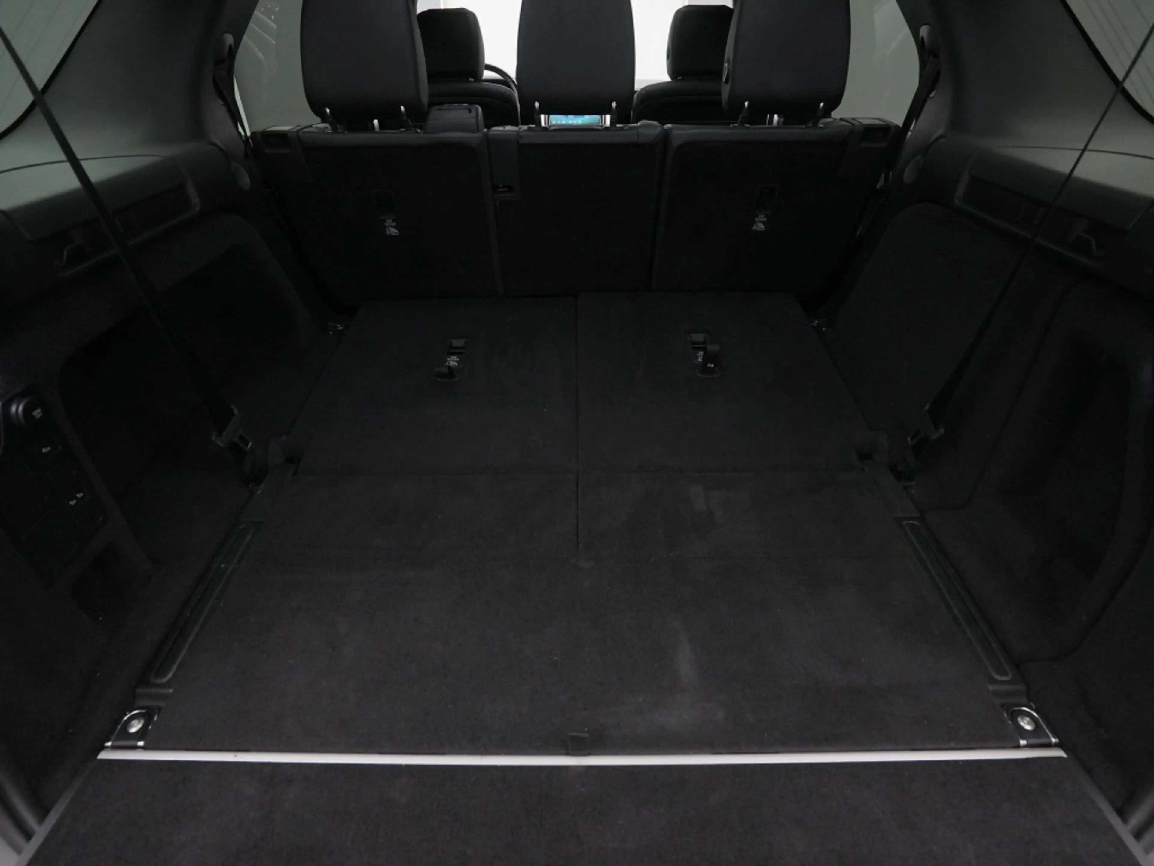 Land Rover Discovery 5 HSE/AHK/Pano/7-Sitze — photo 12