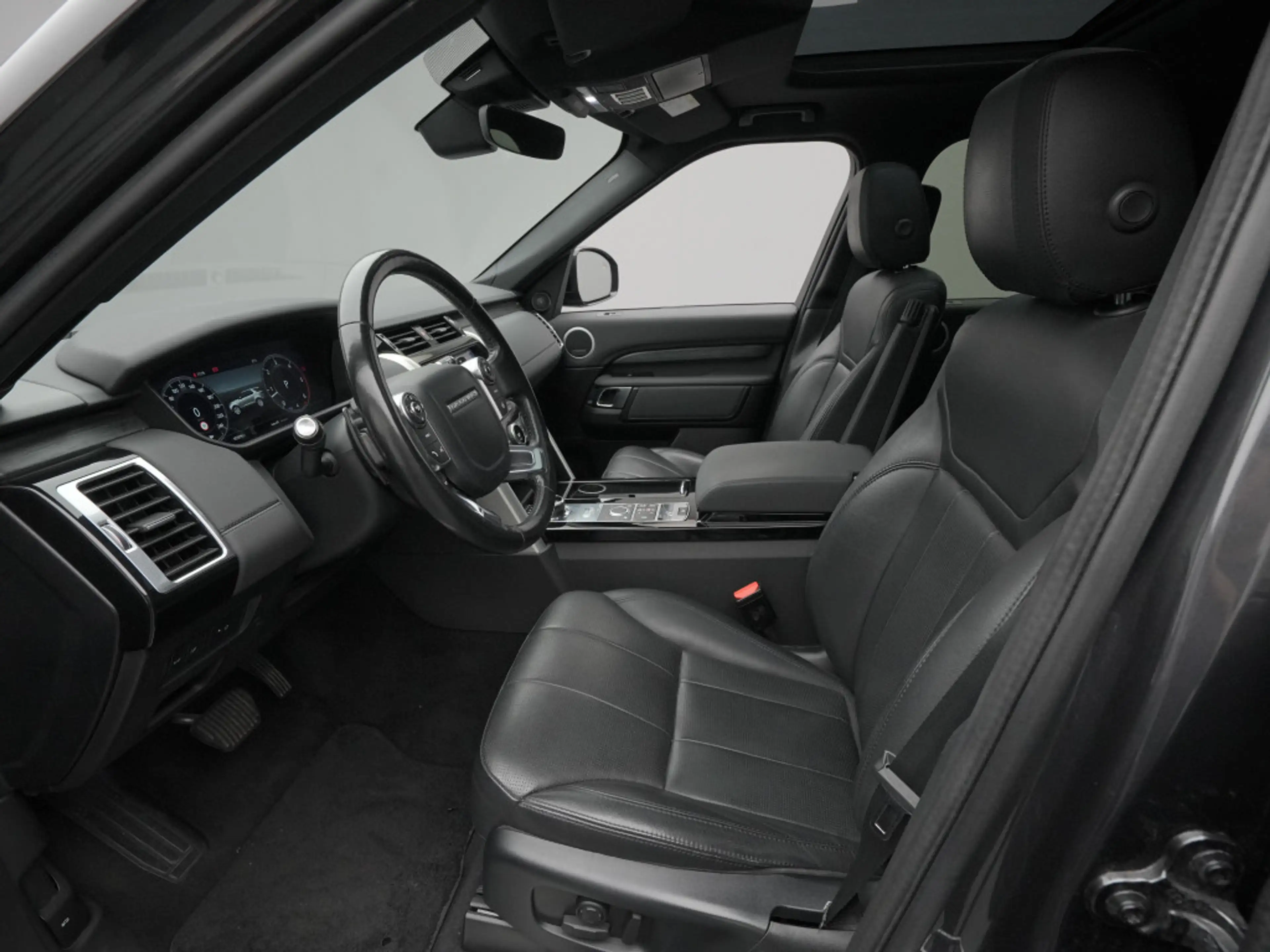 Land Rover Discovery 5 HSE/AHK/Pano/7-Sitze — photo 9