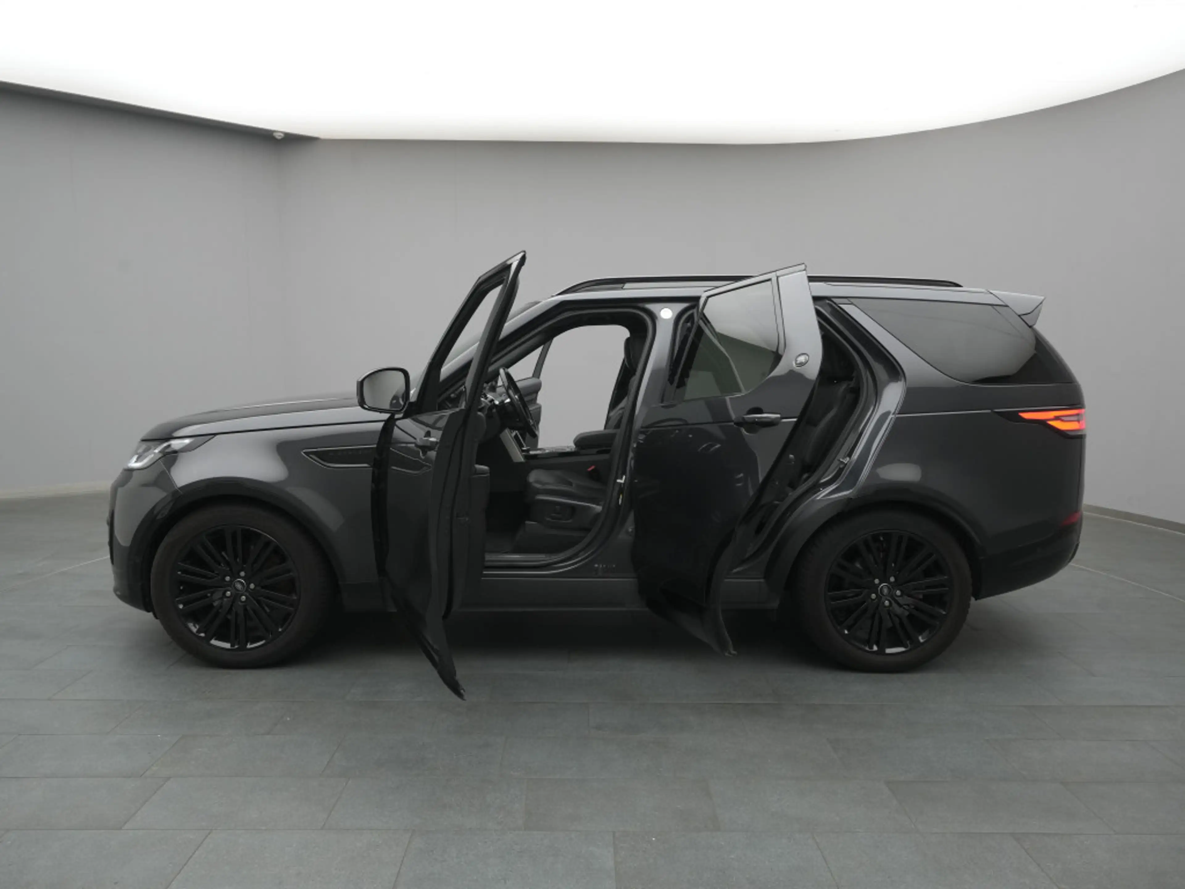 Land Rover Discovery 5 HSE/AHK/Pano/7-Sitze — photo 35