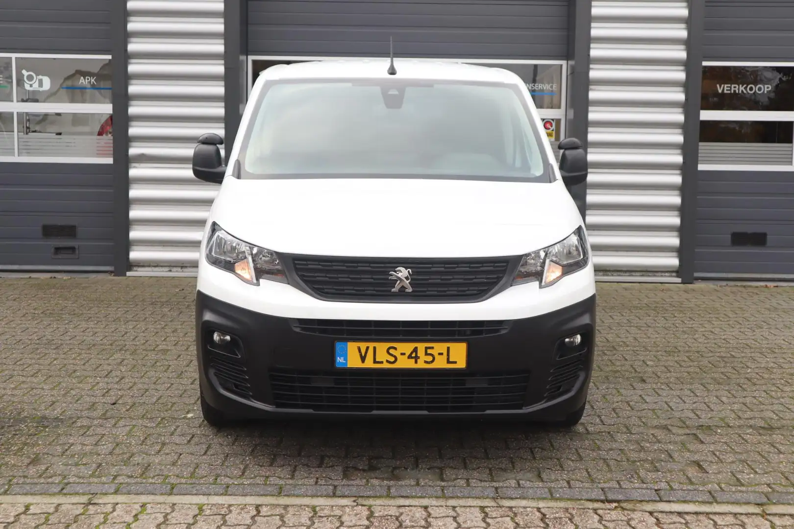 Peugeot Partner 1.5 BlueHDI Premium | automaat | Blanc - 2