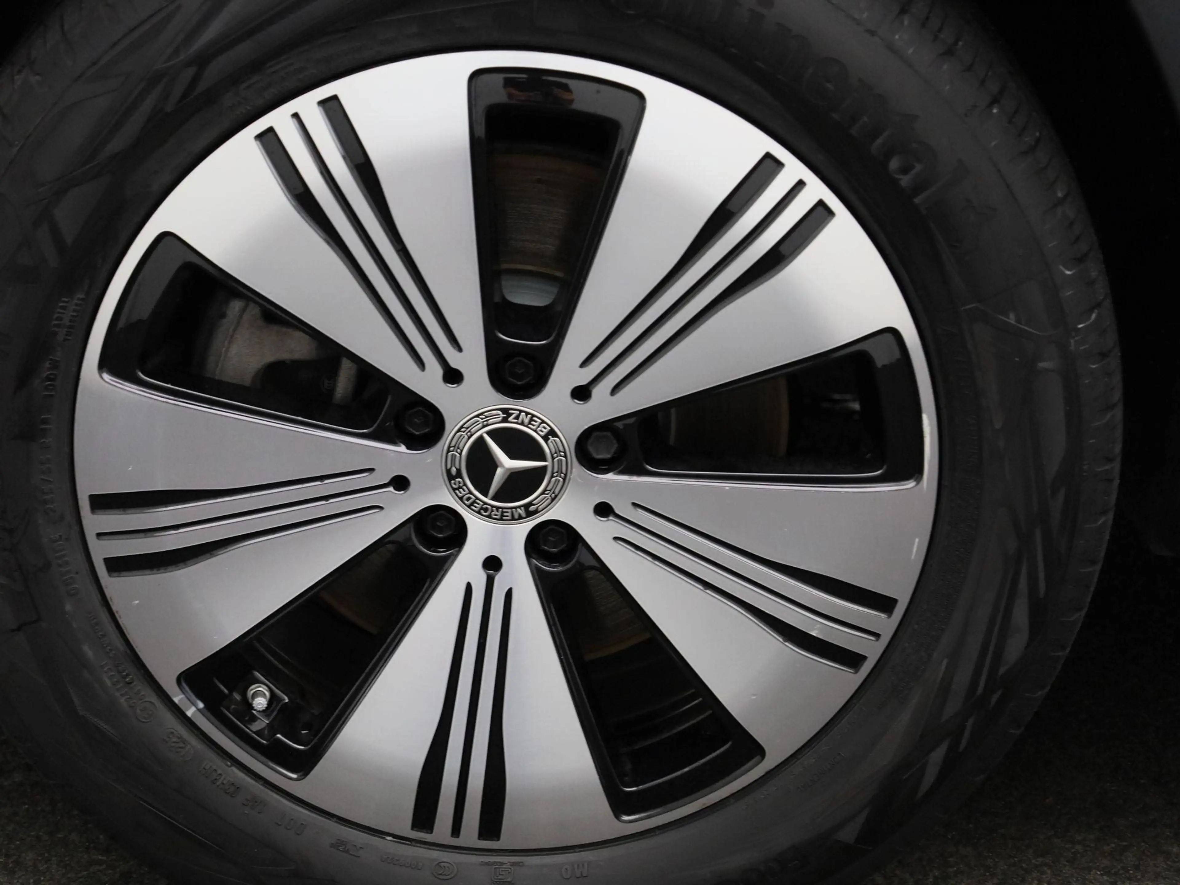 Mercedes-Benz EQA 250 Luxury Line 67 kWh — photo 15