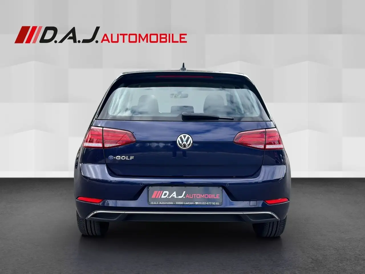 Volkswagen Golf VII e-Golf / 1.Hand LED NAV SHZ DAB PDC, миниатюра 4