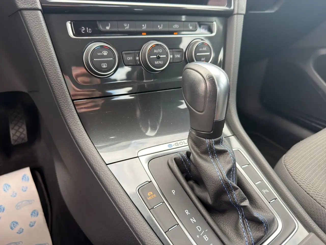 Volkswagen Golf VII e-Golf / 1.Hand LED NAV SHZ DAB PDC, миниатюра 23