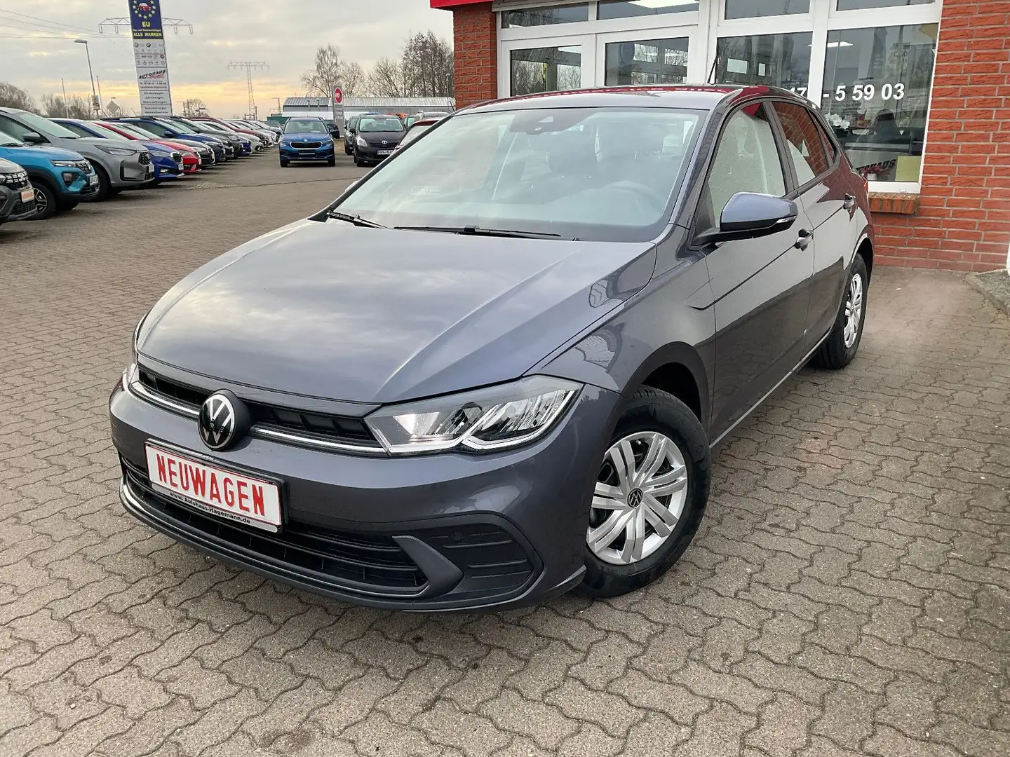 Volkswagen Polo VI Limited*APP*SHZ*LED*PDC h* Grau - 1
