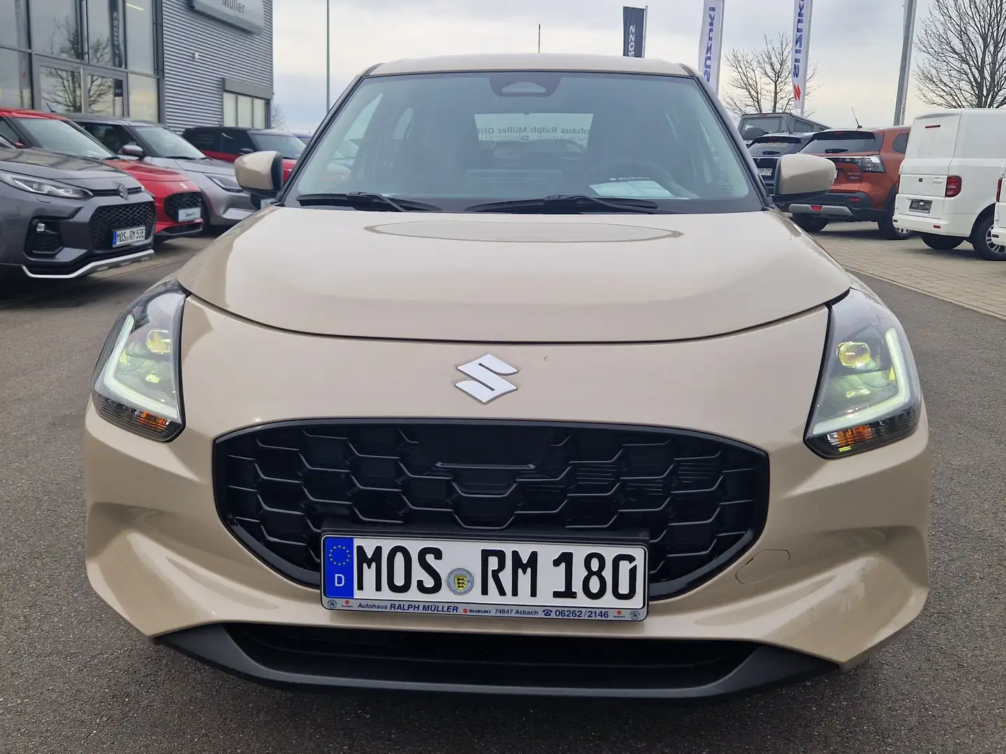 Suzuki Swift 1.2 Hybrid Allgrip MT Comfort Beige - 2