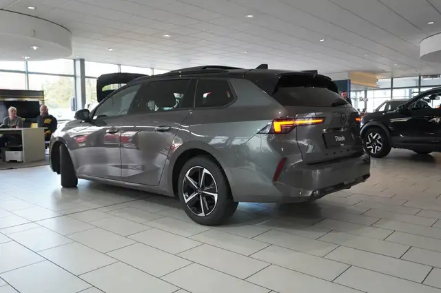 Opel Astra view 10