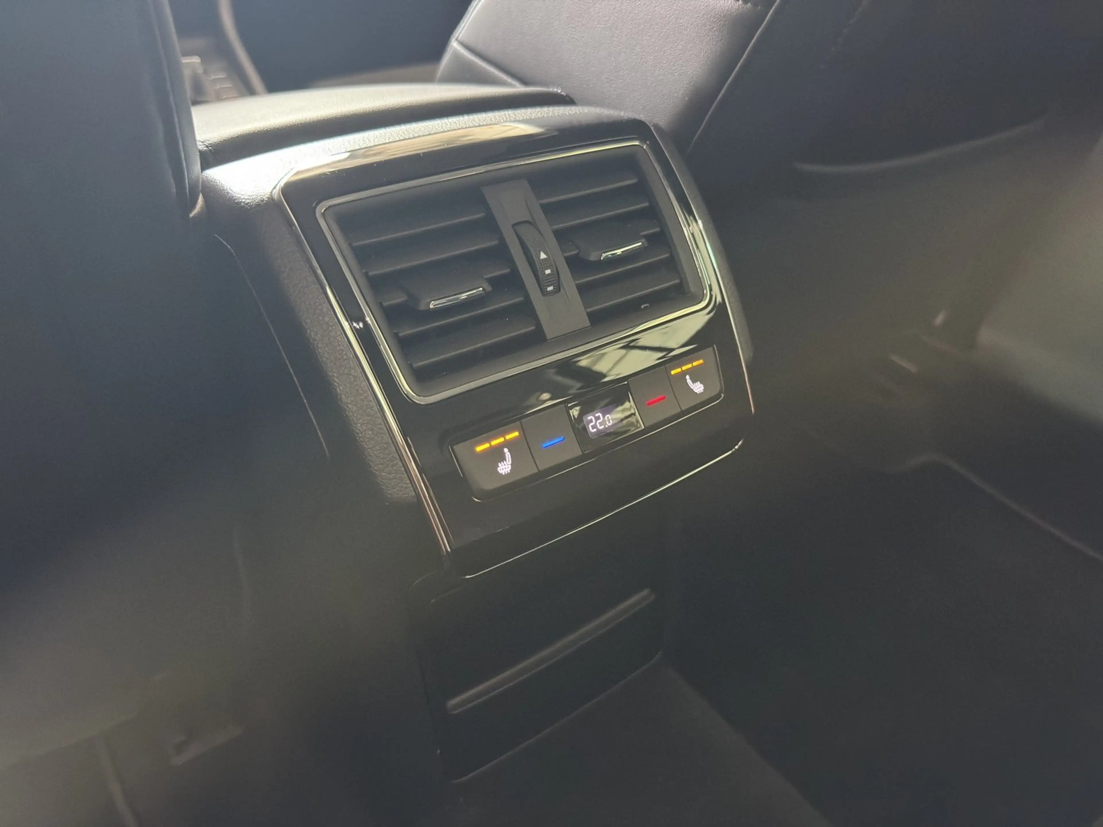 Skoda Superb Style TDI — photo 14