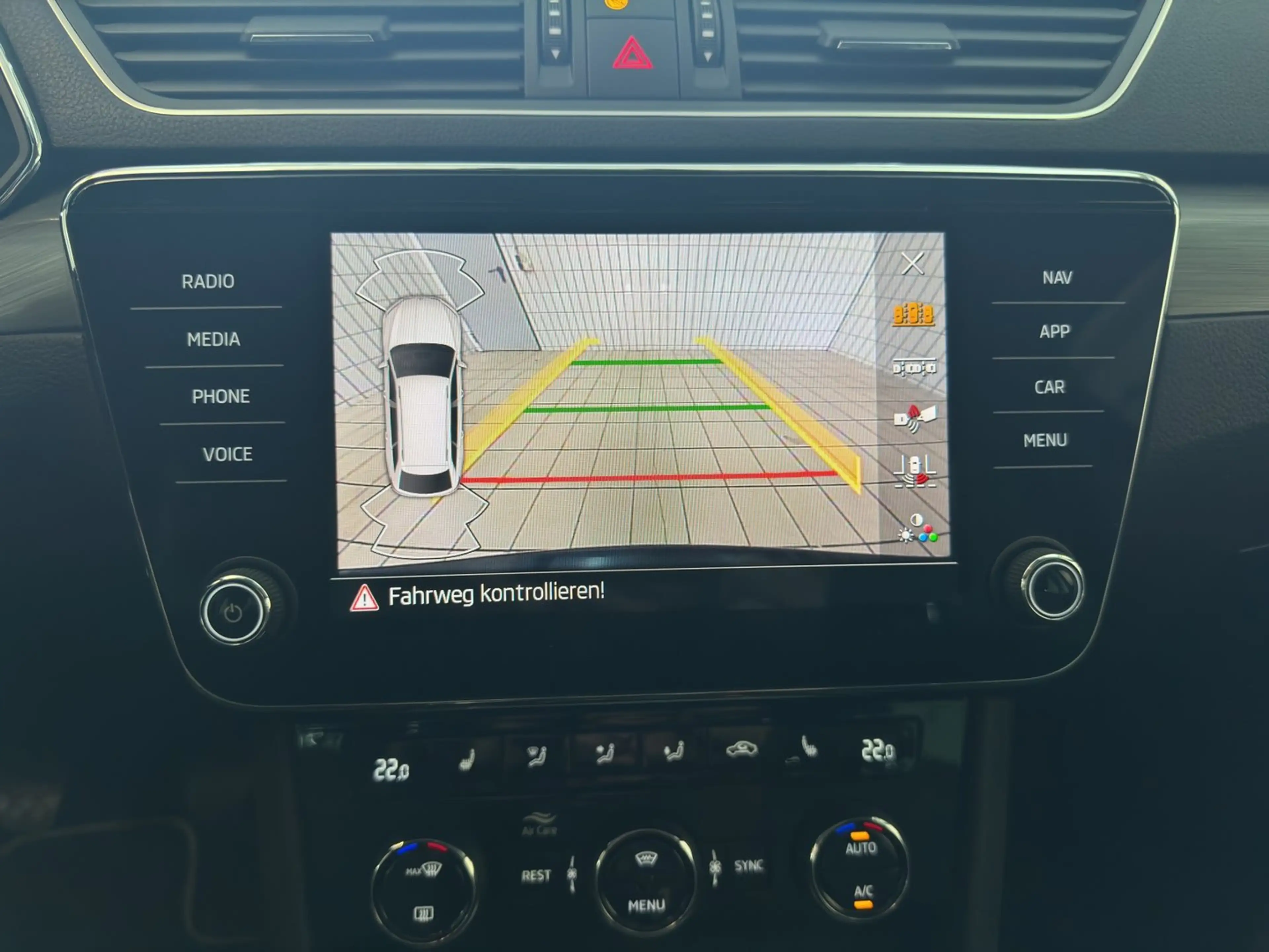 Skoda Superb Style TDI — photo 13