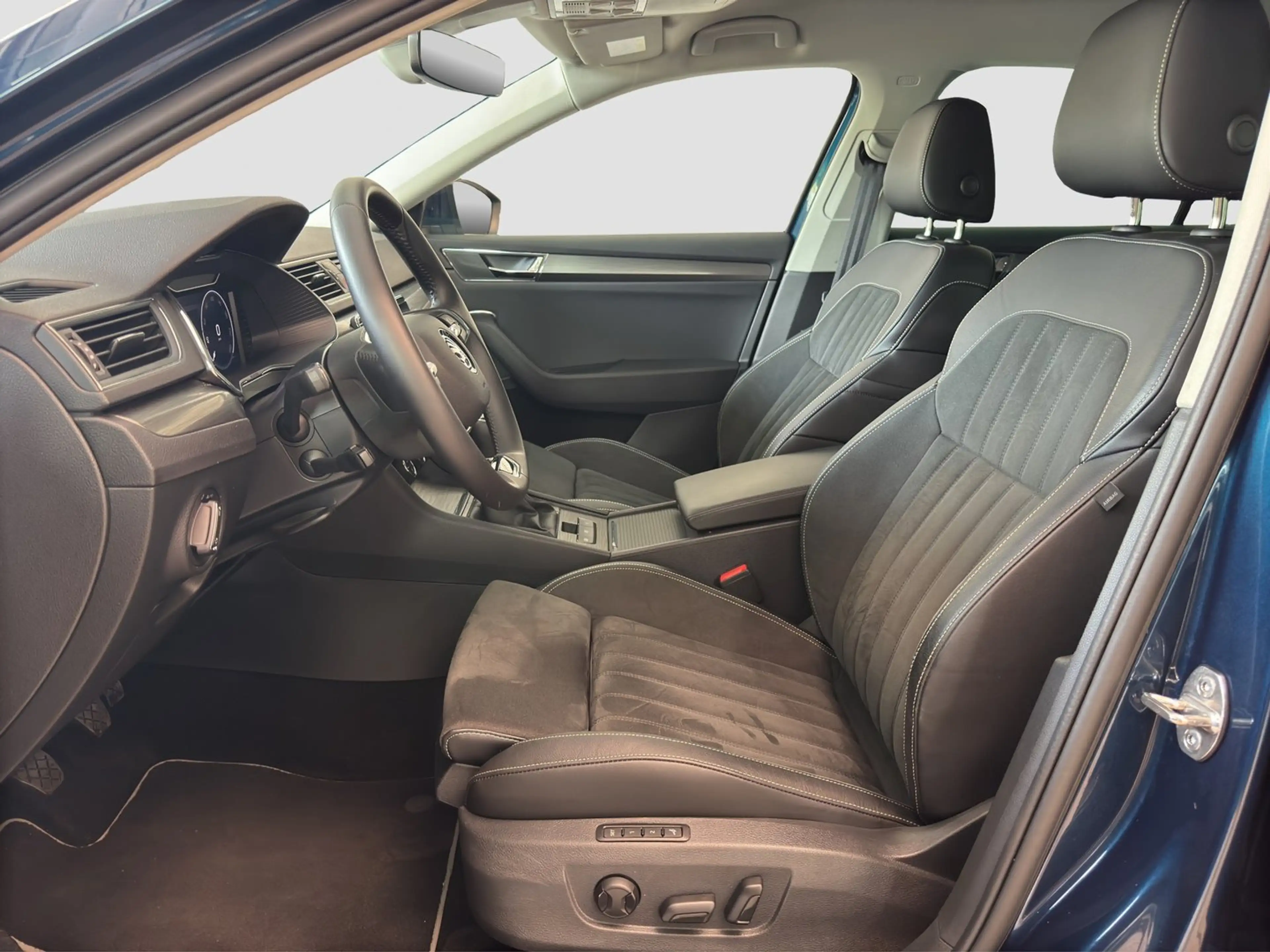 Skoda Superb Style TDI — photo 7