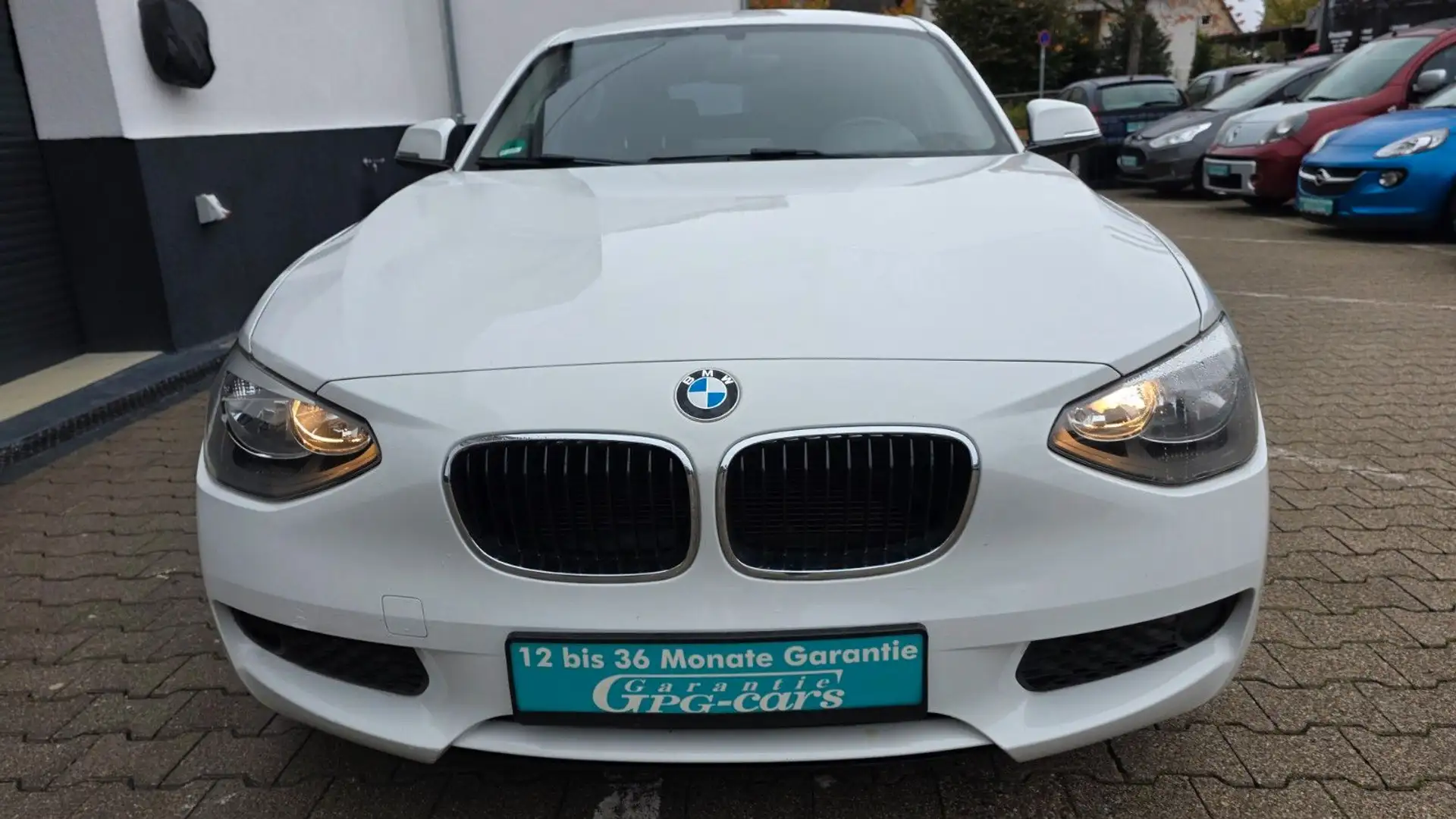 BMW 116 +TÜV+204PS+GARANTIE+PARKS+SITZH+TEMPO Blanc - 1