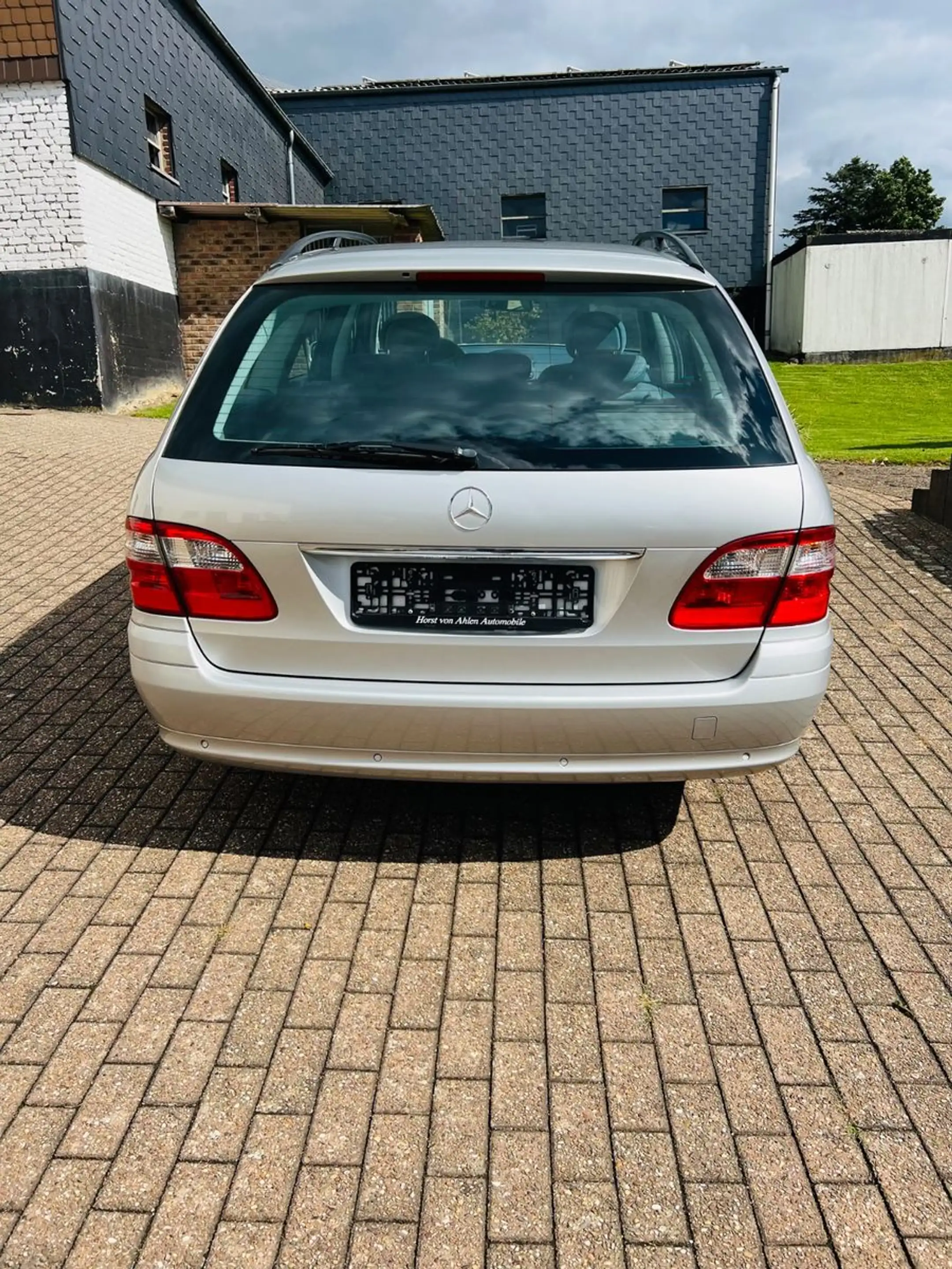 Mercedes-Benz E 200 KOMPRESSOR T Automatik,Schiebedach,AHK — photo 6