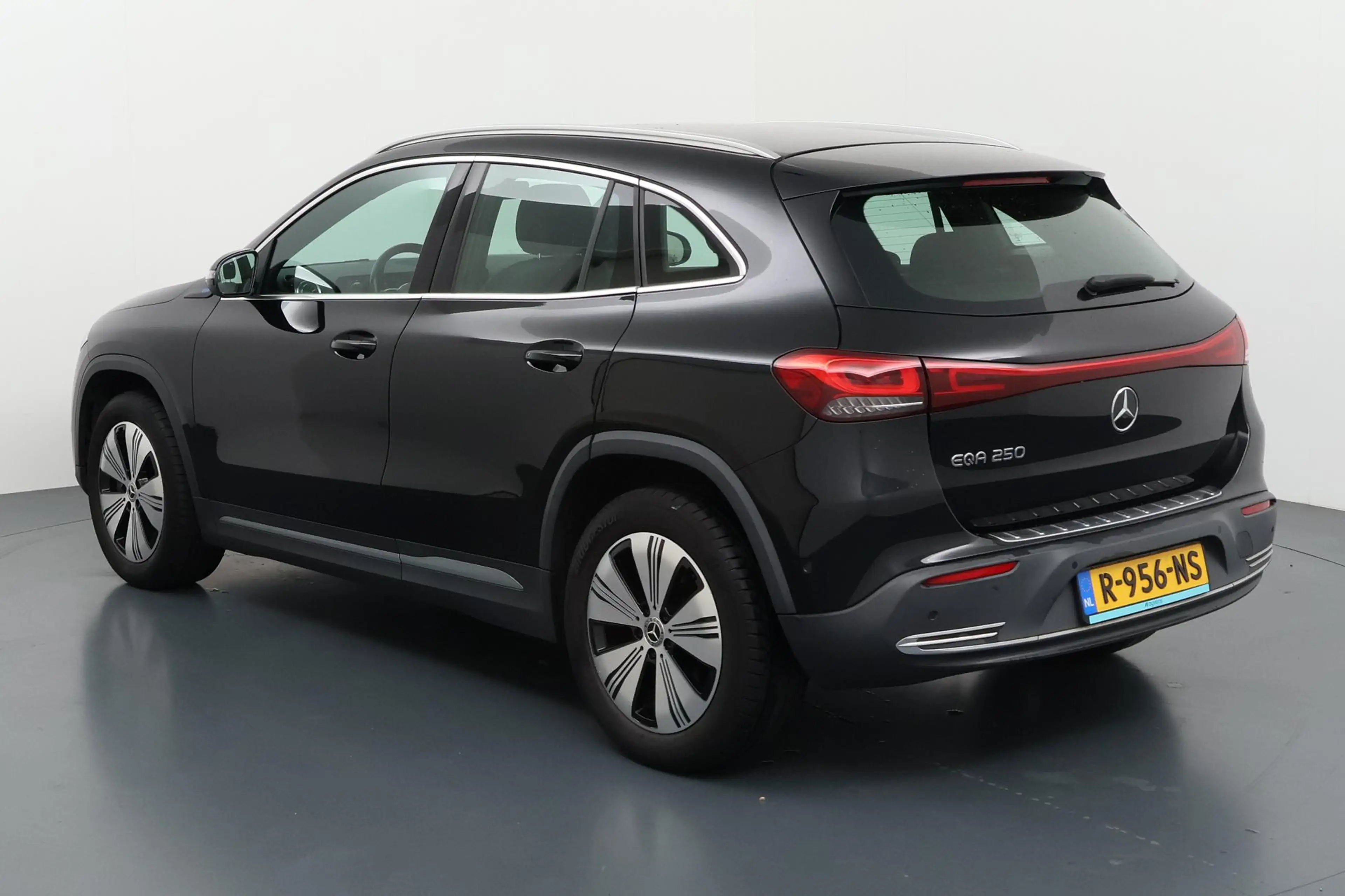 Mercedes-Benz EQA 250 Business Line 67 kWh - Betrouwbaar Elektrisch Rijd — photo 7