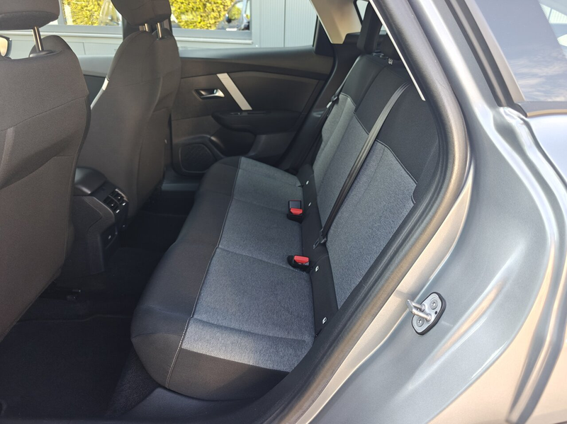 Citroen C4 1.2 PureTech 100 MAN6 | Feel | Carplay | Camera — photo 10