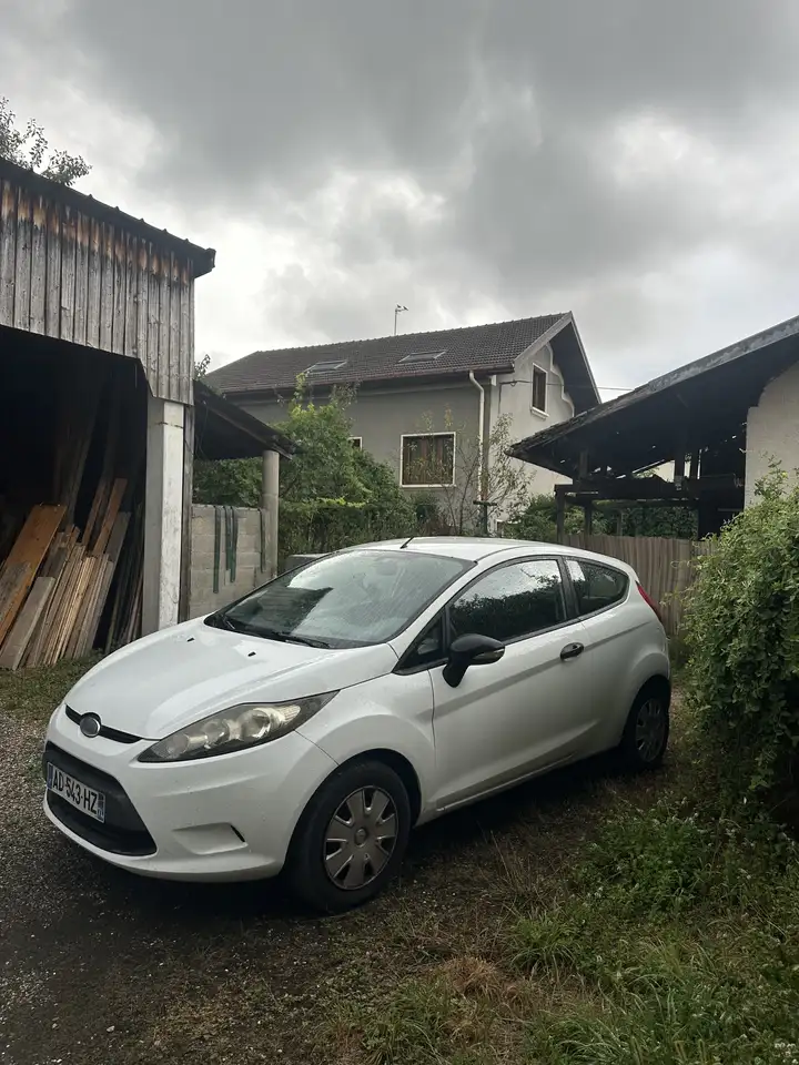 Ford Fiesta 1.25 82 Ambiente