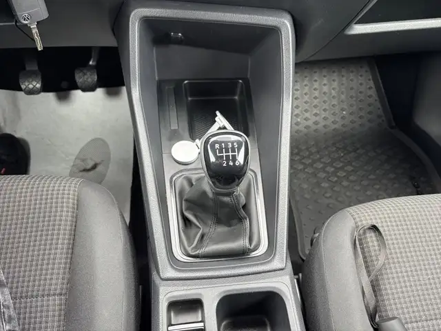 Volkswagen Caddy view 10