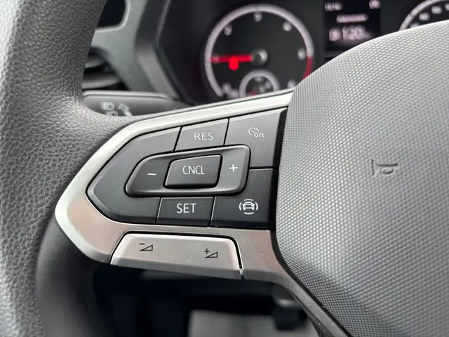 Volkswagen Caddy view 12