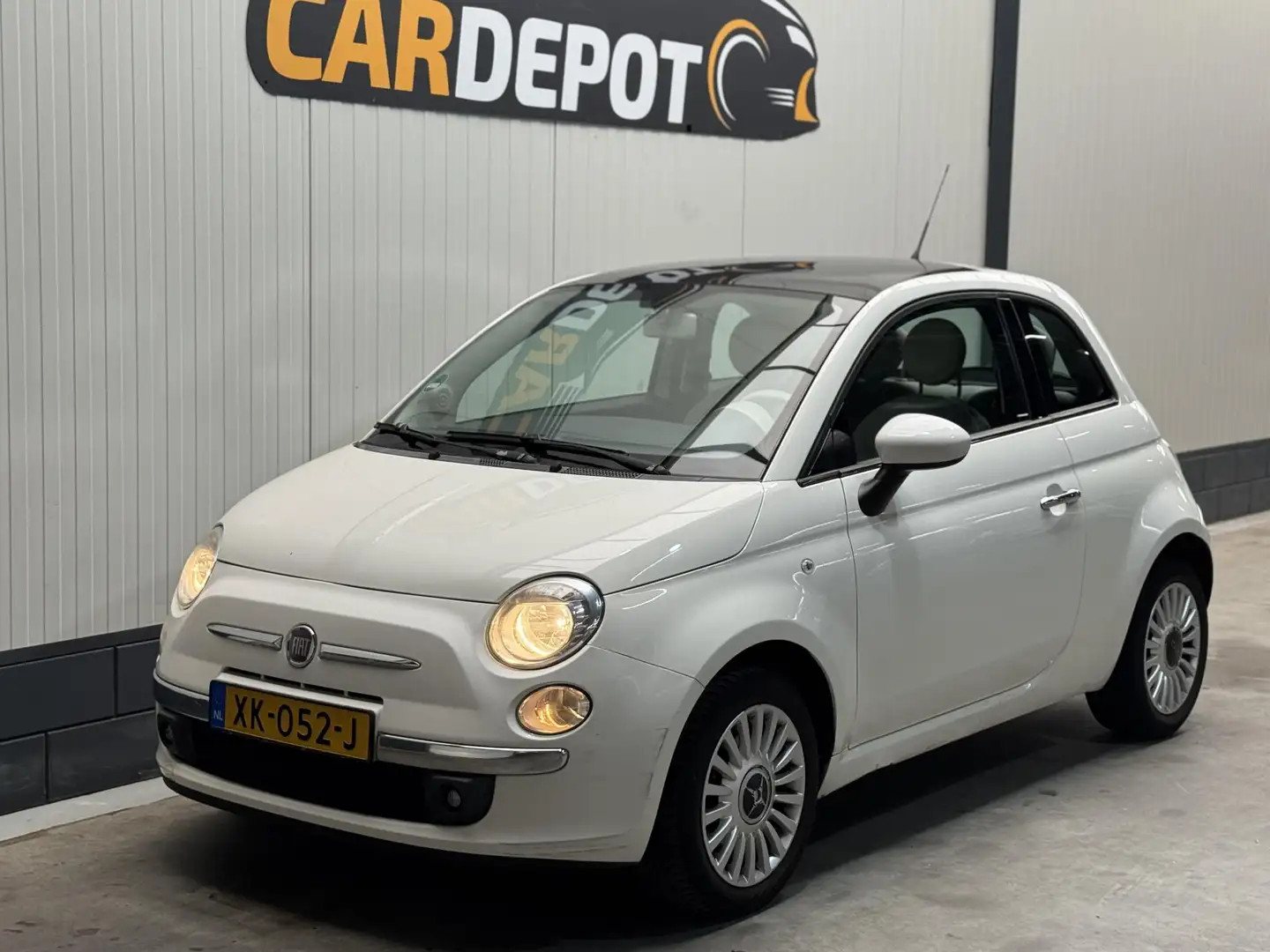 Fiat 500 1.4-16V Lounge Zeer netjes Airco Panoramadak Blanc - 1